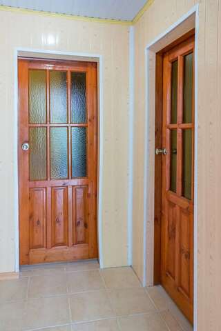 Гостевой дом Спортлото-82 Коктебель Четырехместный номер с ванной комнатой-13